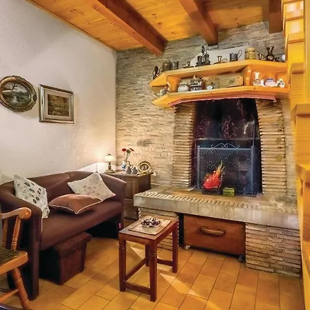 In Bartici With Kitchen Holiday home Barbici
