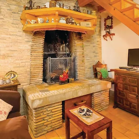 Holiday home In Bartici With Kitchen Barbici