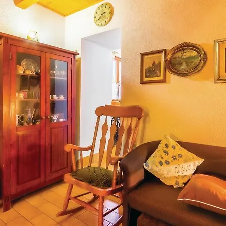 In Bartici With Kitchen Holiday home