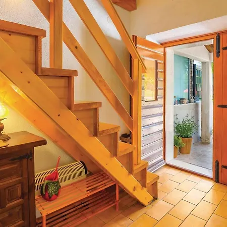 In Bartici With Kitchen Holiday home *