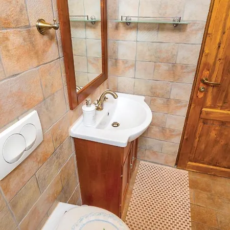 In Bartici With Kitchen * Barbici