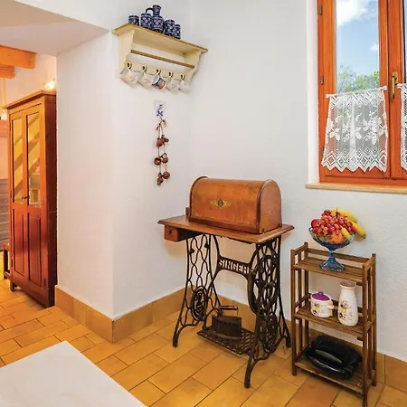 In Bartici With Kitchen